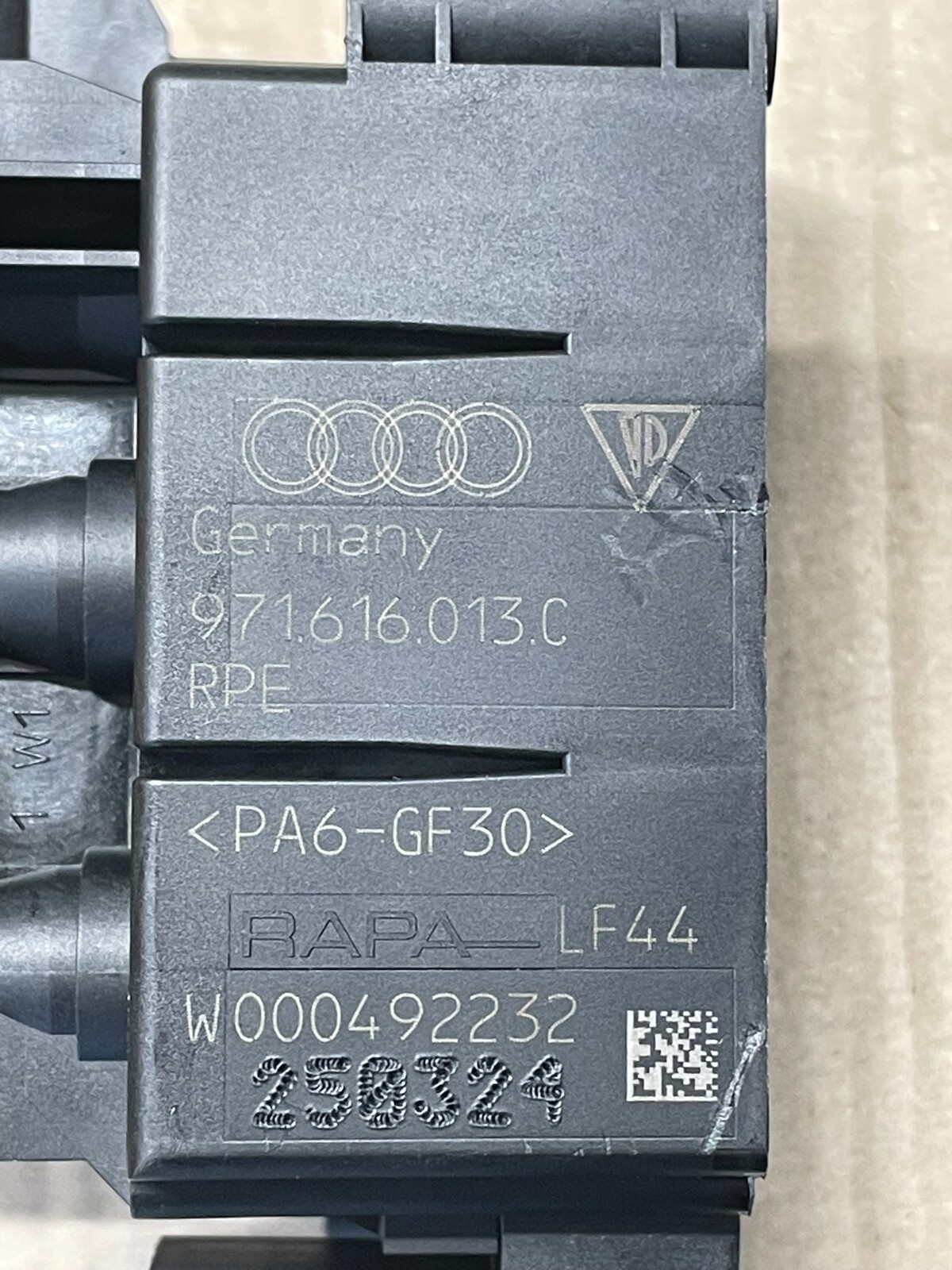 PORSCHE PANAMERA LUFTFEDERUNG VENTILBLOCK VENTILEINHEIT 971616013C PORSCHE NEU - Obrázek 10