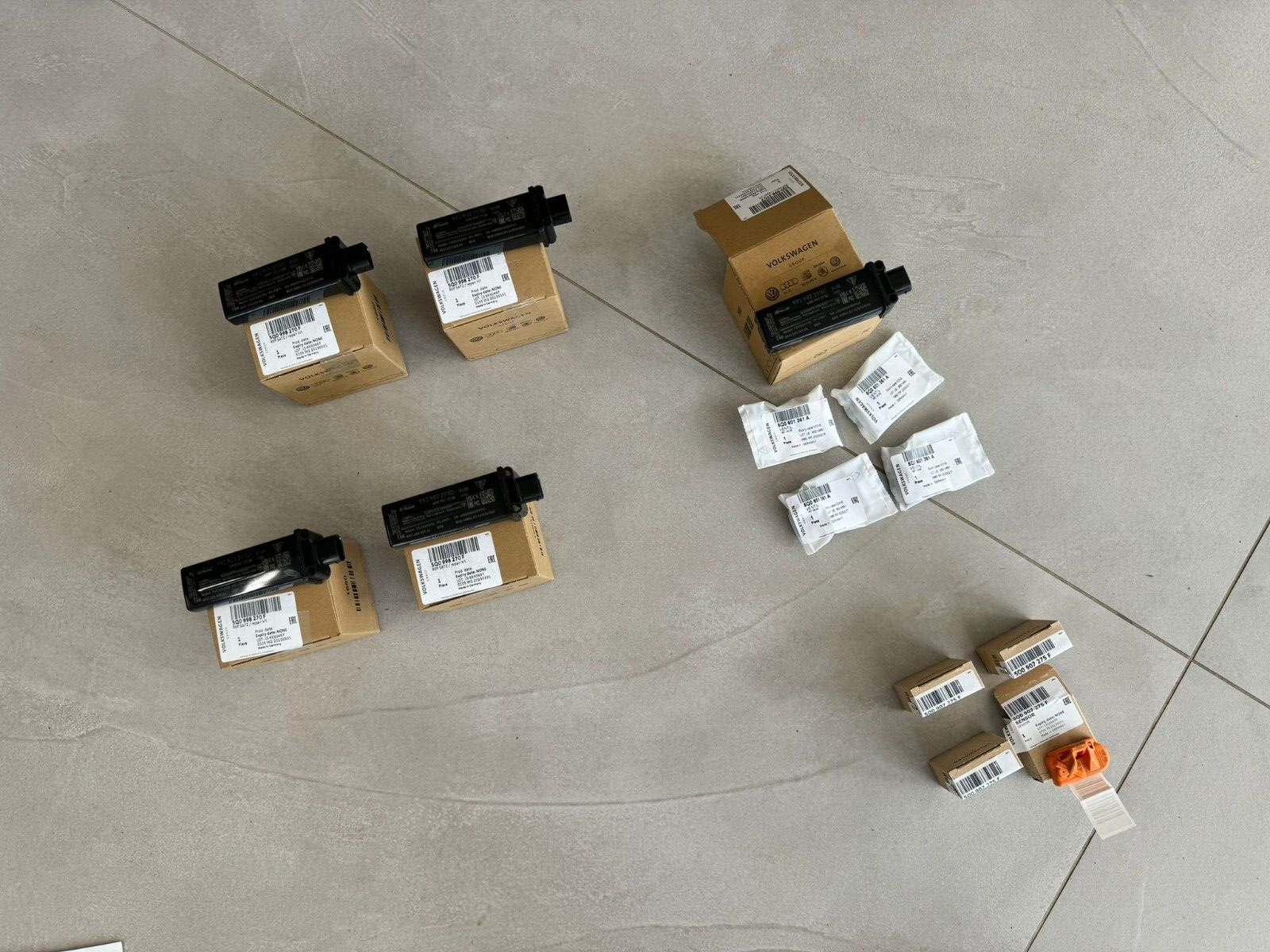 PORSCHE SATZ 4X REIFENDRUCKSENSOREN 5Q0907275F REIFENDRUCK STEUERGERÄ 992907273D - Obrázek 3