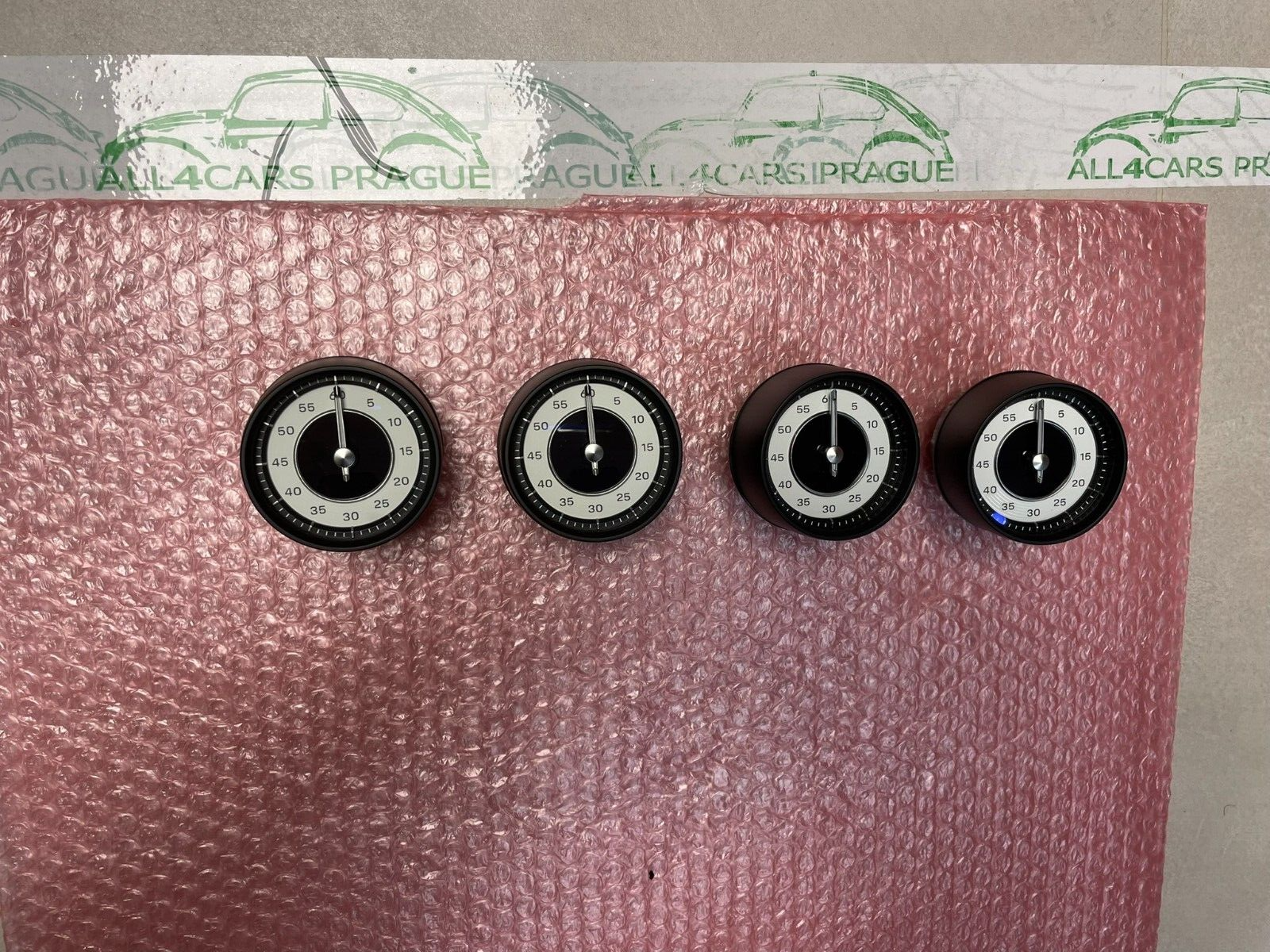 PORSCHE TAYCAN SPORT CHRONO STOP UHR 9J1919203M WEISS ZUSATZINSTRUMENTE ORIG.NEU - Obrázek 9