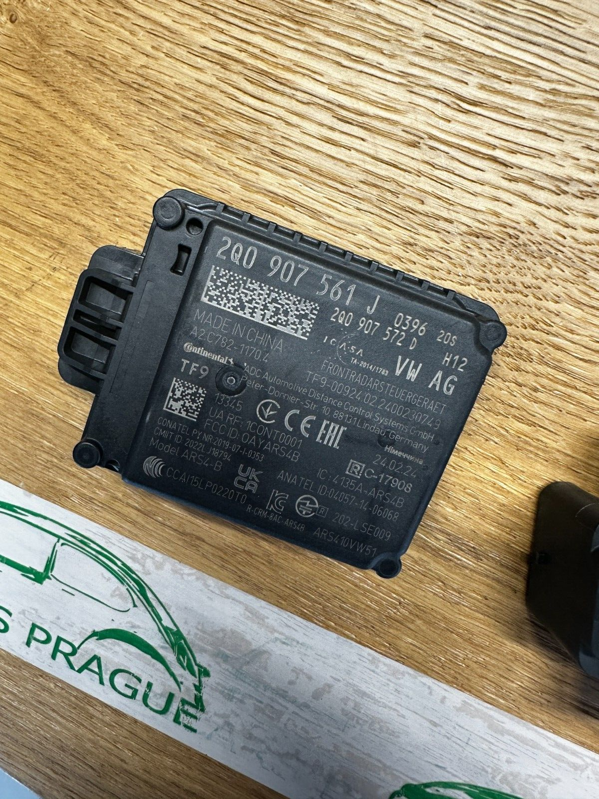 SEAT ACC RADARSENSOR ABSTANDSREGELUNG 2Q0907561J NEU ORIG. SEAT TEIL ! - Obrázek 10