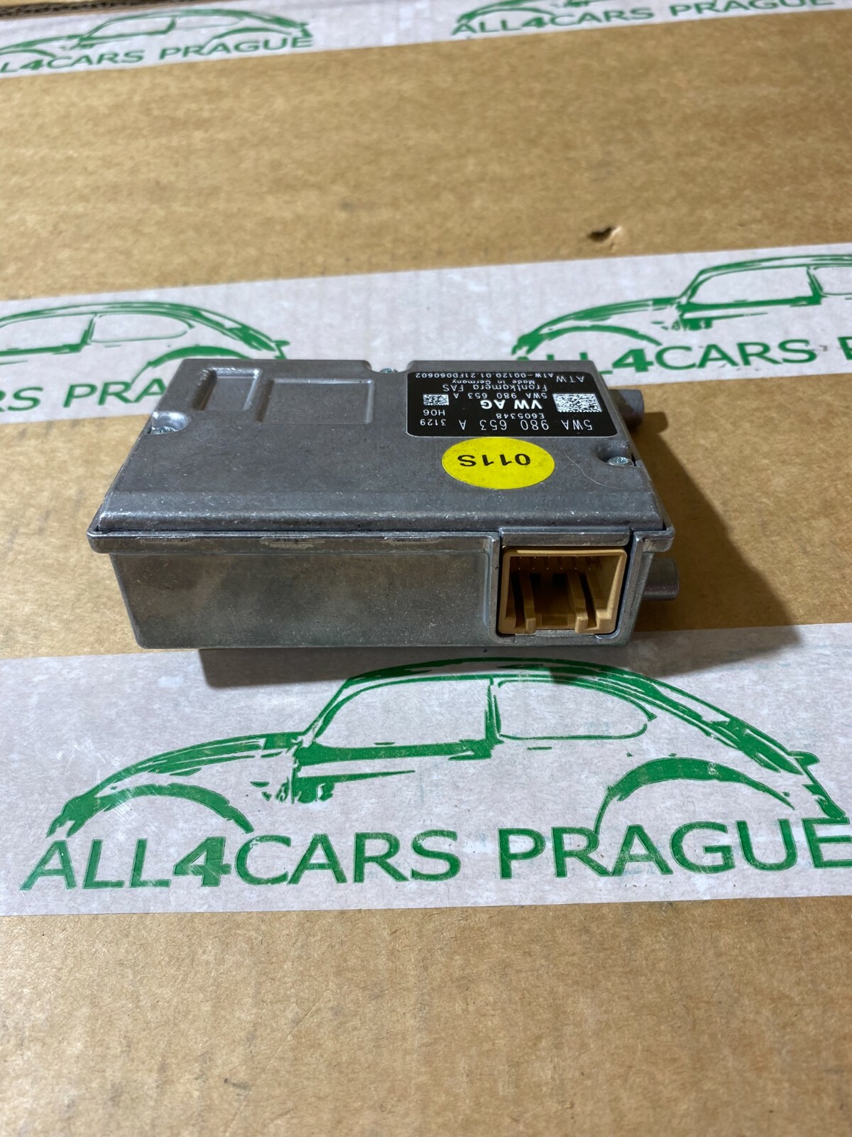 SKODA FRONTKAMERA VERKEHRSZEICHENERKENNUG FAHRASSISTENZSYSTEME 5WA980653A - Obrázek 9