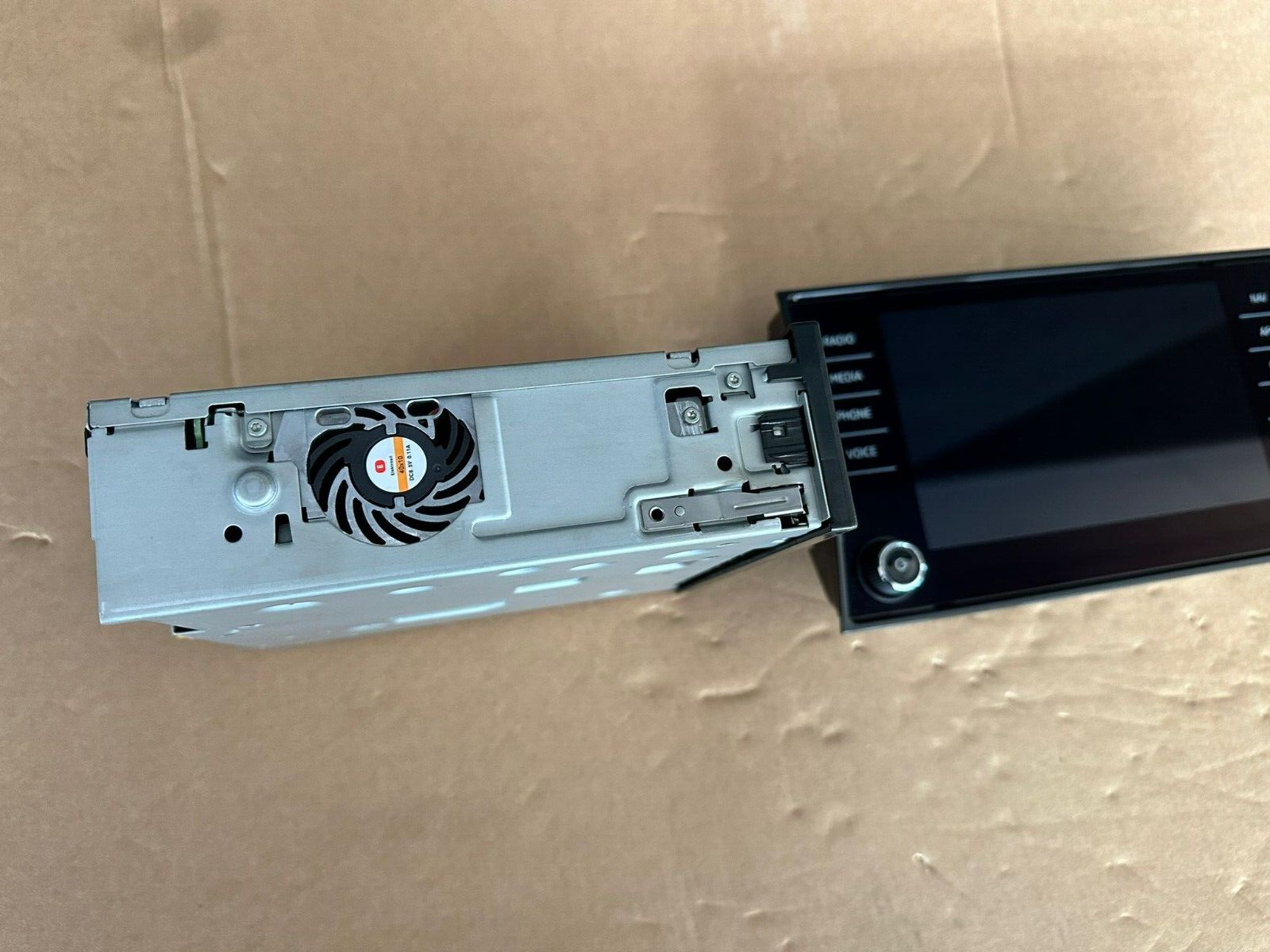 SKODA KODIAQ NAVIGATIONSSYSTEM STEUERGERÄT +TOUCH SCREEN 565919605B + 5Q0035874C - Obrázek 13