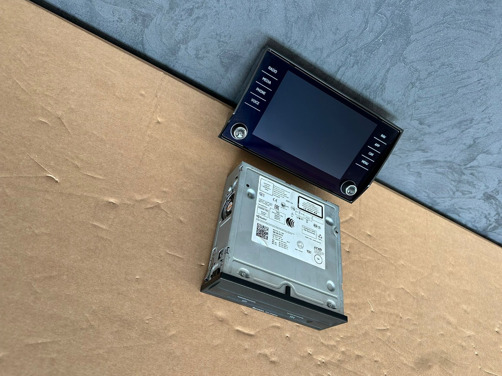 SKODA KODIAQ NAVIGATIONSSYSTEM STEUERGERÄT +TOUCH SCREEN 565919605B + 5Q0035874C - Obrázek 8