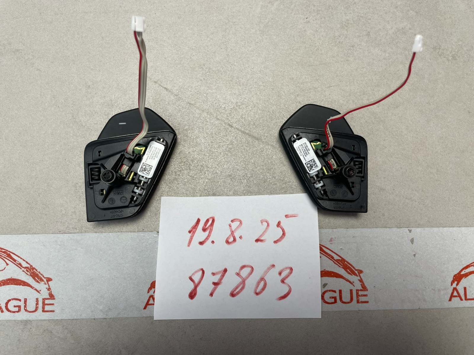 ŠKODA LENKRAD SCHALTWIPPEN FÜR TIPTRONIC LINKS + RECHTS 5E3951523 ORIG NEU TEIL - Obrázek 12