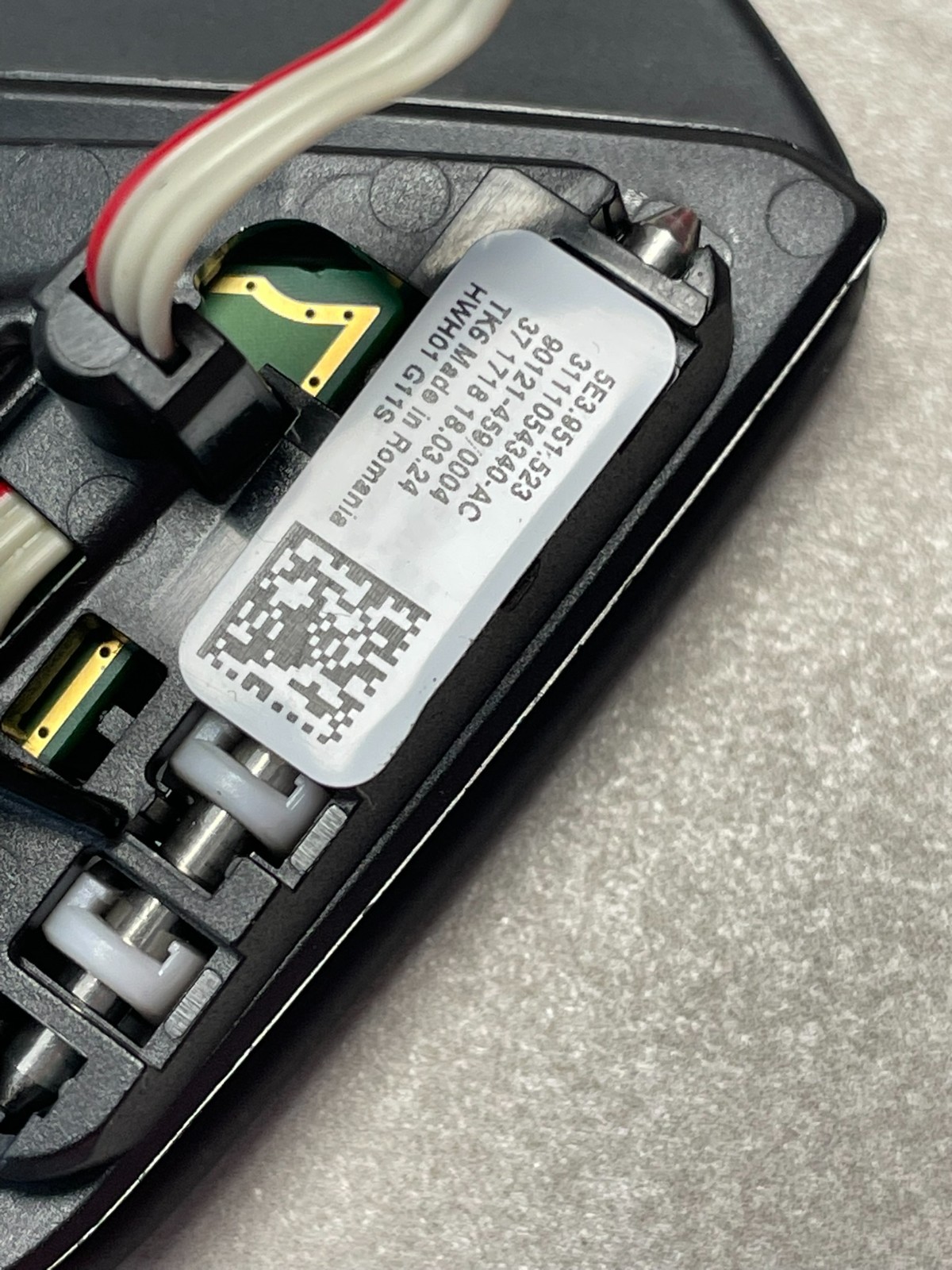 ŠKODA LENKRAD SCHALTWIPPEN FÜR TIPTRONIC LINKS + RECHTS 5E3951523 ORIG NEU TEIL - Obrázek 3