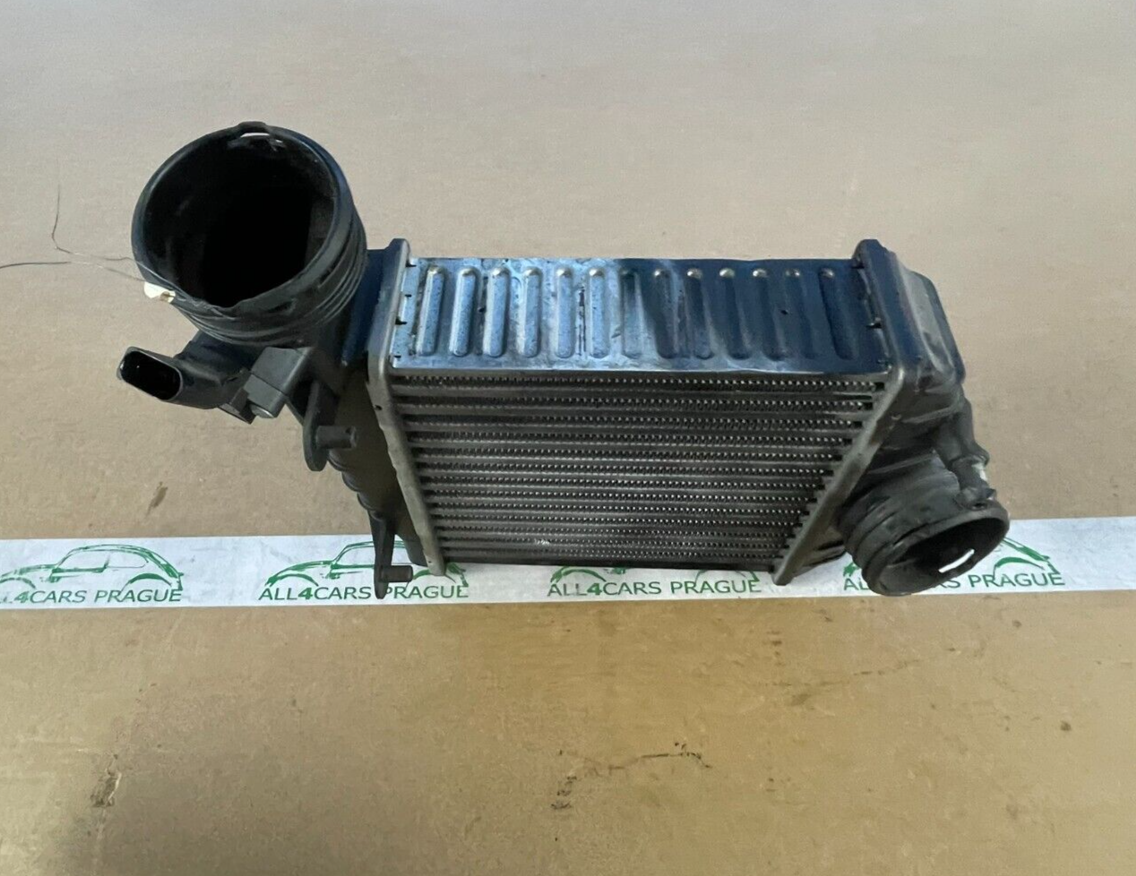 ŠKODA SUPERB VW PASSAT V6 TDI LADELUFT - TURBOKÜHLER LINKS 3B0145805J TEST CAR - Obrázek 18
