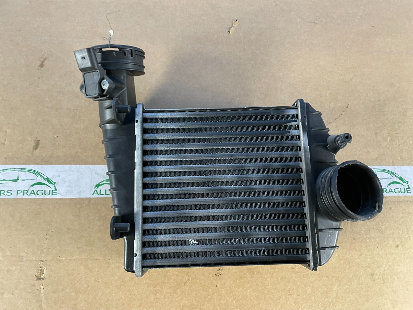 ŠKODA SUPERB VW PASSAT V6 TDI LADELUFT - TURBOKÜHLER LINKS 3B0145805J TEST CAR - Obrázek 10