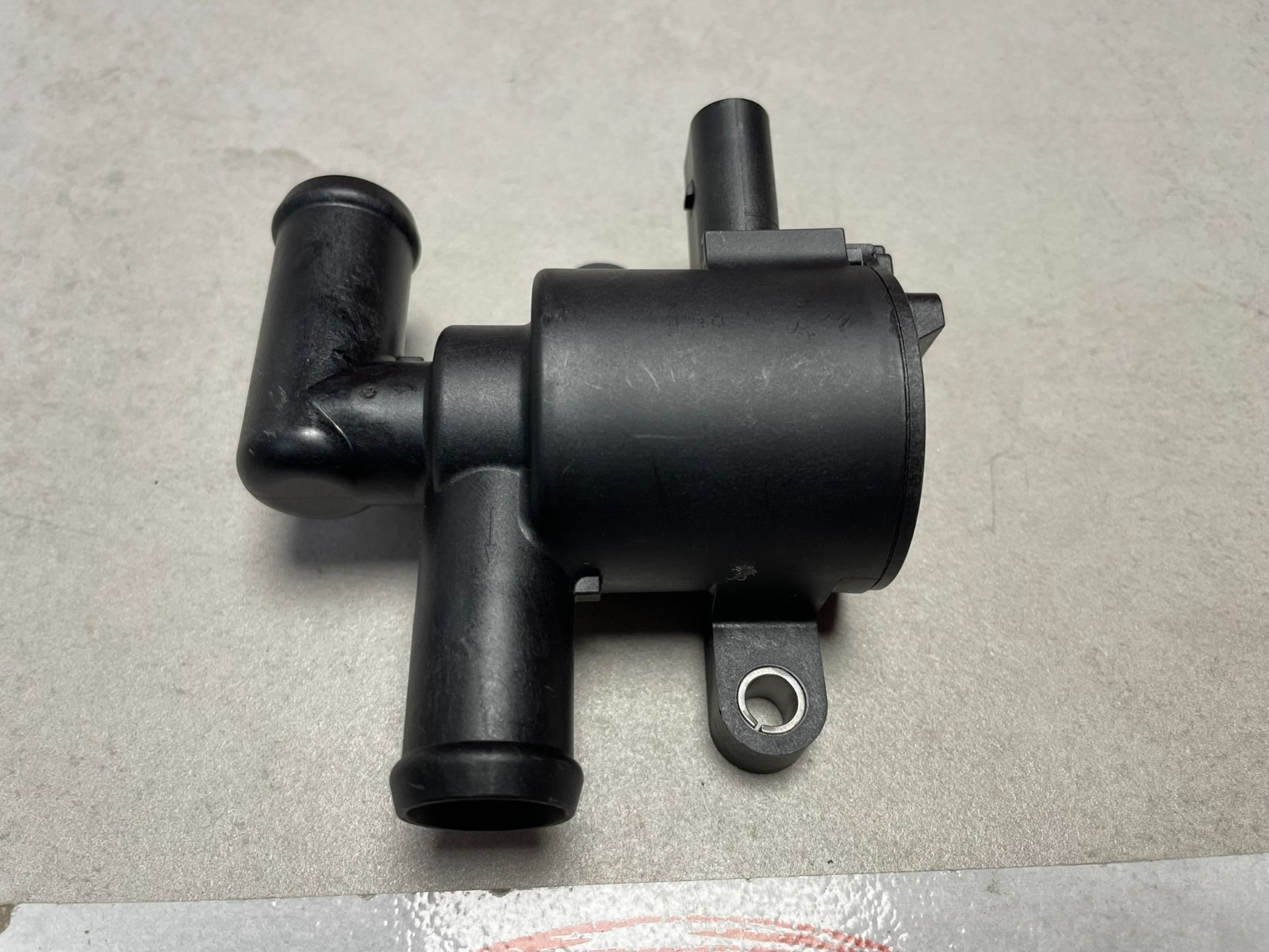 ŠKODA VW STEUER KÜHLMITTEL REGEL VENTIL 5Q0906457K ORIG. VW !! NEU !! - Obrázek 16