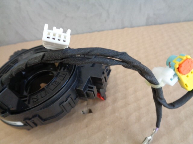 TOYOTA YARIS CROSS LENKRAD-SCHLEIFRING MIT WINKELSENSOR 89245-K0020 ORIG.NEU - Obrázek 13