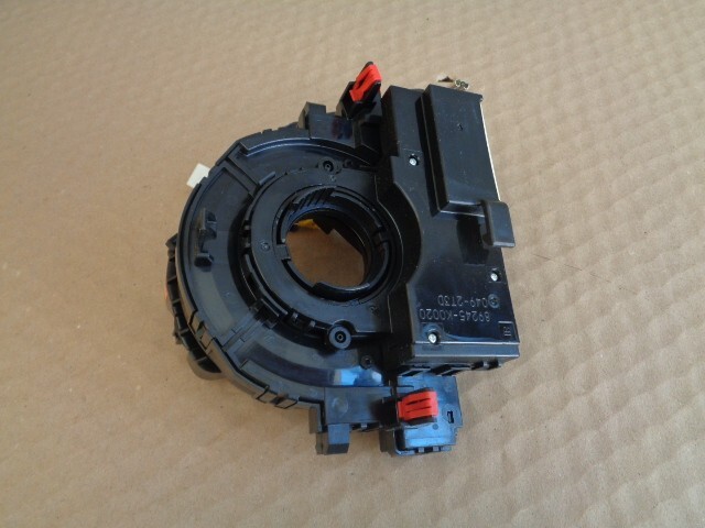 TOYOTA YARIS CROSS LENKRAD-SCHLEIFRING MIT WINKELSENSOR 89245-K0020 ORIG.NEU - Obrázek 4