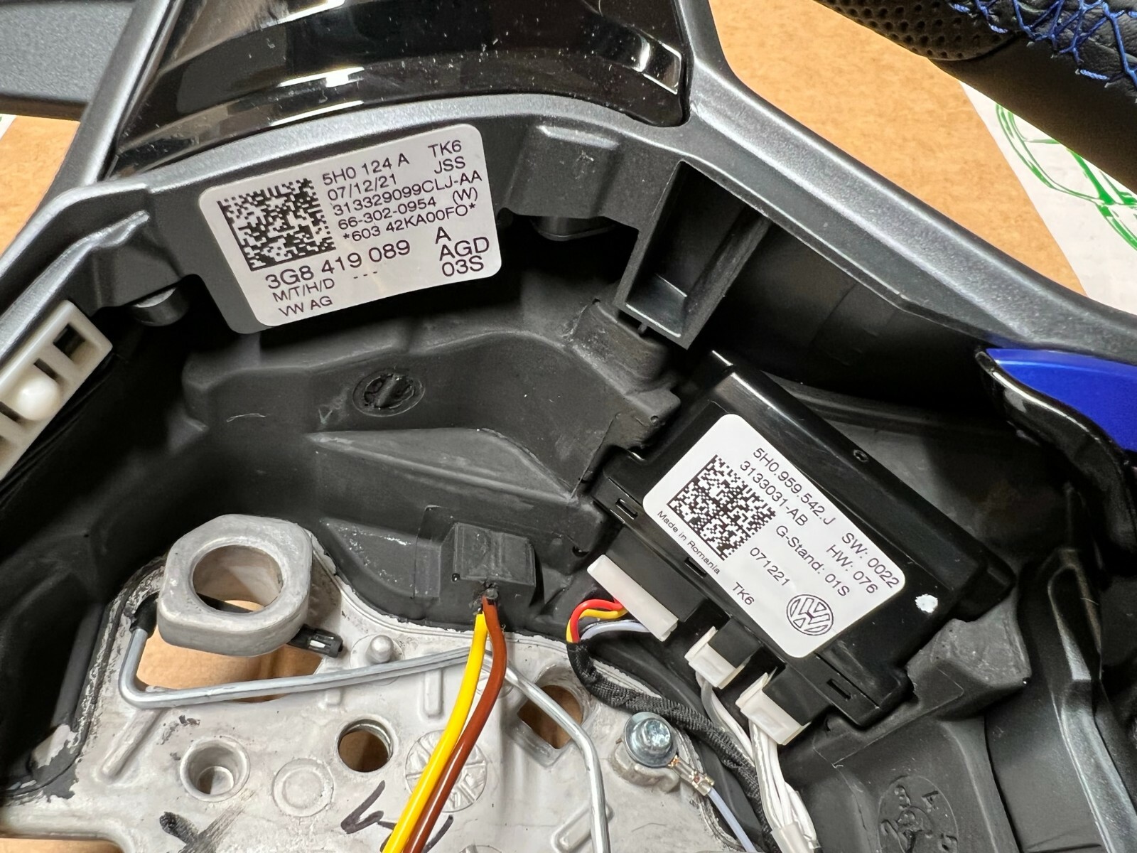 VW ARTEON GOLF TIGUAN TOUAREG MULTIFUNKTIONSLENKRAD BEHEIZBAR MIT R PADDELS - Obrázek 11