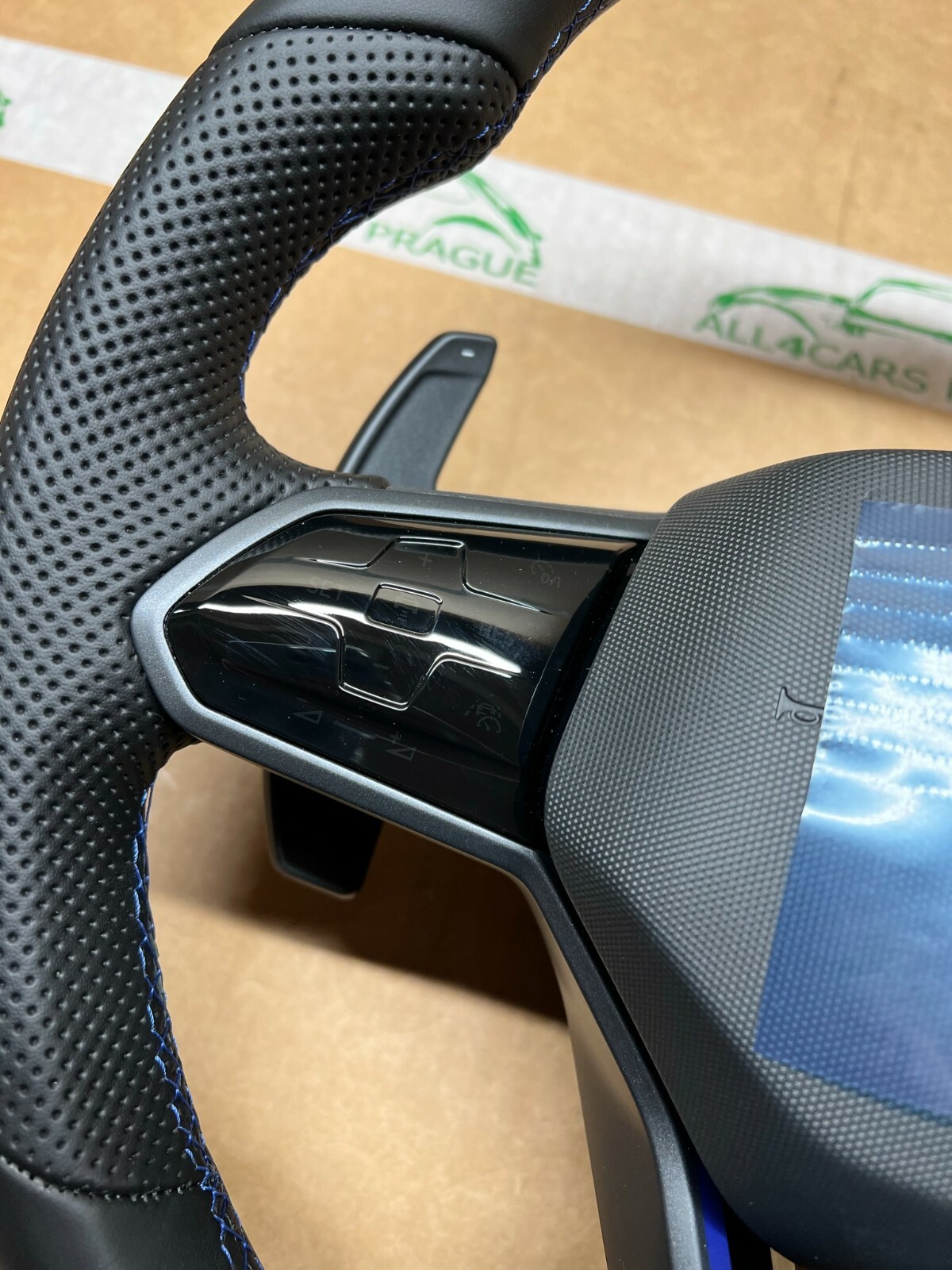 VW ARTEON GOLF TIGUAN TOUAREG MULTIFUNKTIONSLENKRAD BEHEIZBAR MIT R PADDELS - Obrázek 8