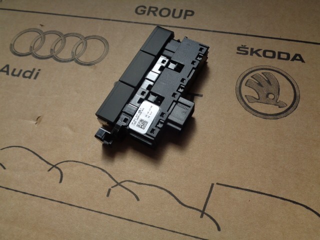 VW GOLF 7 DRUCKTASTEN SCHALTER PDC PLA 5G1927238F Fast Neu d v Test Wagen ORIG. - Obrázek 13