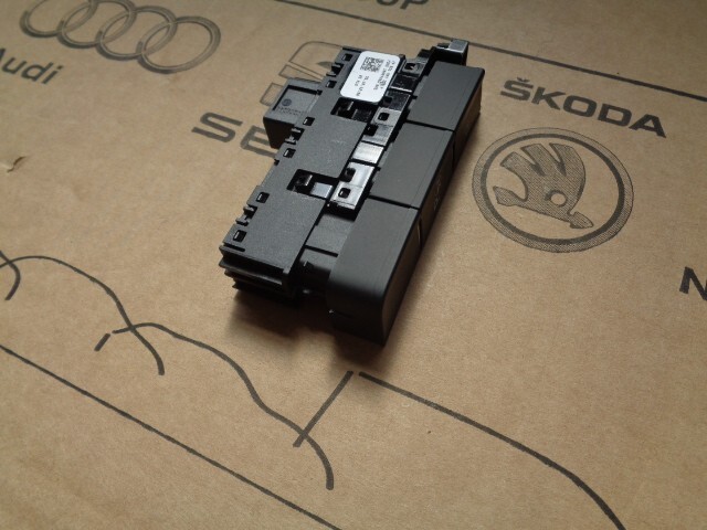 VW GOLF 7 DRUCKTASTEN SCHALTER PDC PLA 5G1927238F Fast Neu d v Test Wagen ORIG. - Obrázek 14