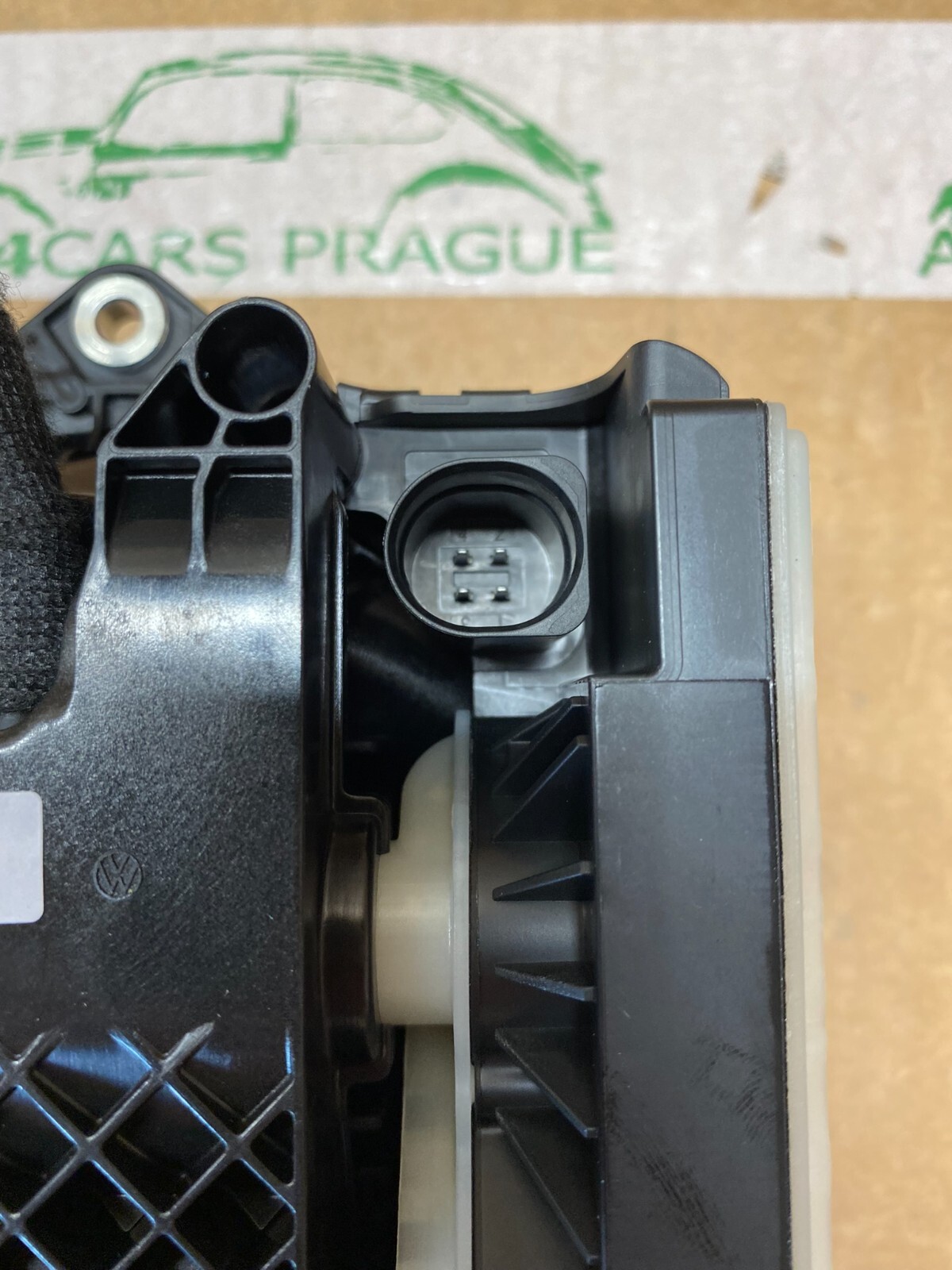 VW GOLF 8 RÜCKFAHRKAMERA HECKKLAPPENÖFFNER EMBLEM 5H0827469N DPJ ORIG.NEU - Obrázek 5