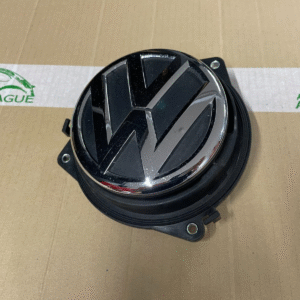 VW HECKKLAPPE HANDGRIFF VW POLO 6R - 6R6827469  FAST NEU DEMONT VOM TEST WAGEN