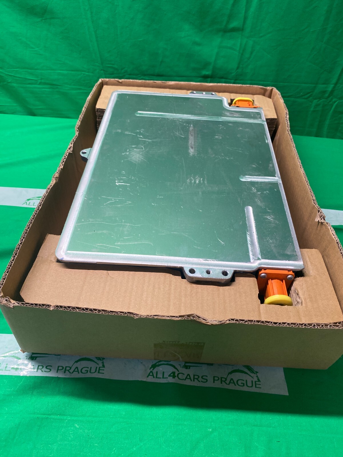 VW ID3,4,5 -ŠKODA ENYAQ - CUPRA BORN LADEGERÄT HOCHVOLTSPEICHER 1EA915684FE - Obrázek 6