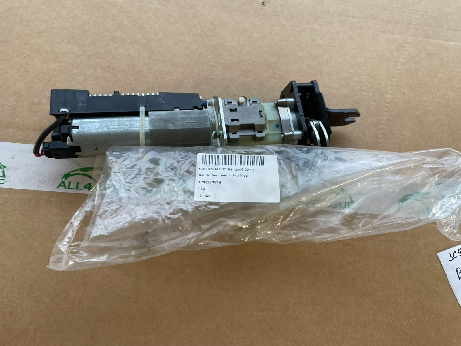 VW PASSAT VARIANT HECKKLAPPE ANTRIEB ANTRIEBSMOTOR 3C9827383E DEM VOM TEST CAR! - Obrázek 17