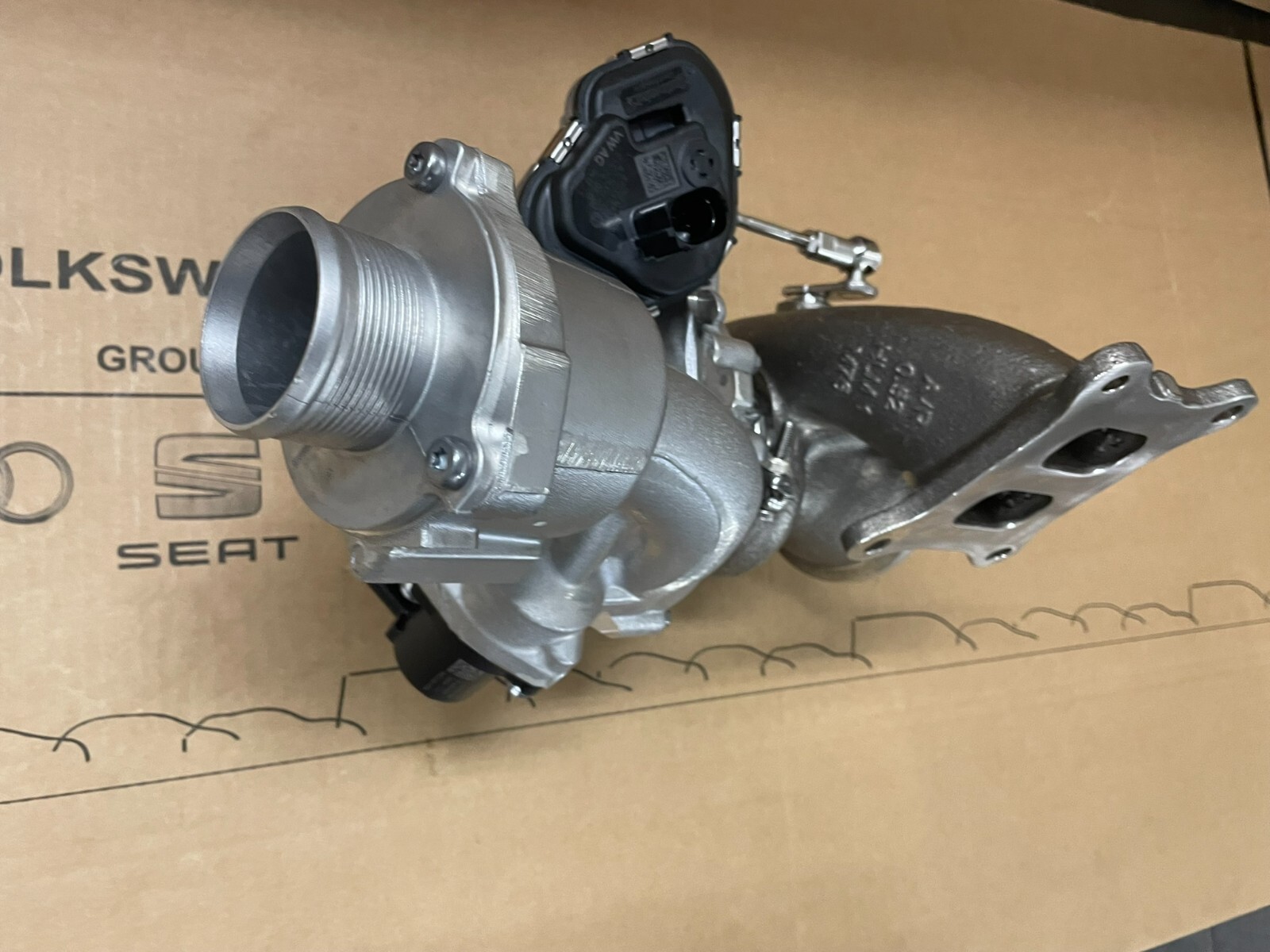 VW ŠKODA AUDI SEAT TURBOLADER 2.0 TFSI ABGASTURBOLADER 06Q145702C ORIG. FAST NEU - Obrázek 18