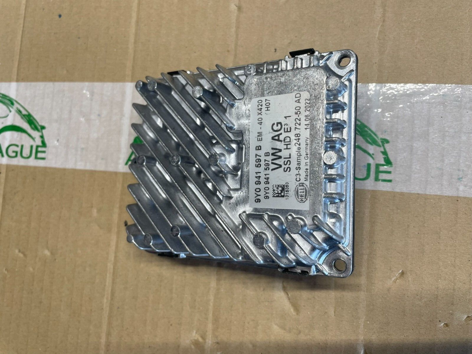 VW TIGUAN 2024 SCHEINWERFER STEUERGERÄT 9Y0941597B DEMONT VOM TEST WAGEN ORIG VW - Obrázek 11