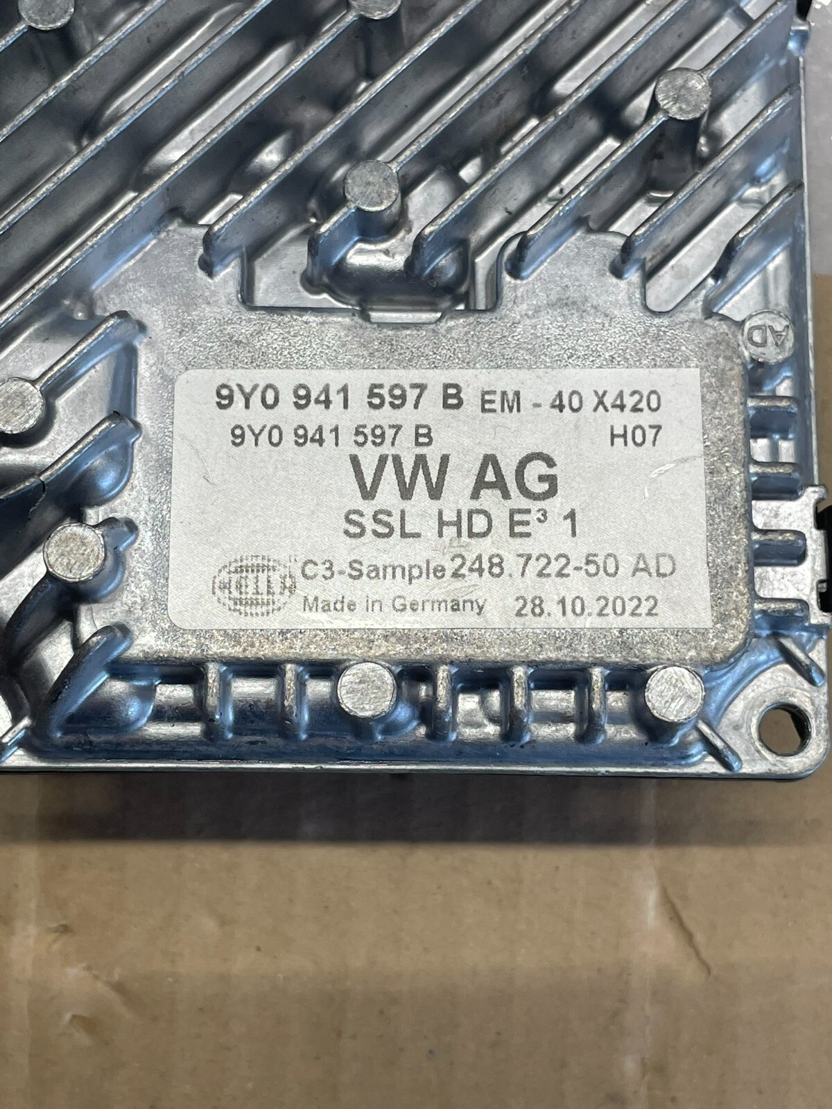 VW TIGUAN 2024 SCHEINWERFER STEUERGERÄT 9Y0941597B DEMONT VOM TEST WAGEN ORIG VW - Obrázek 10