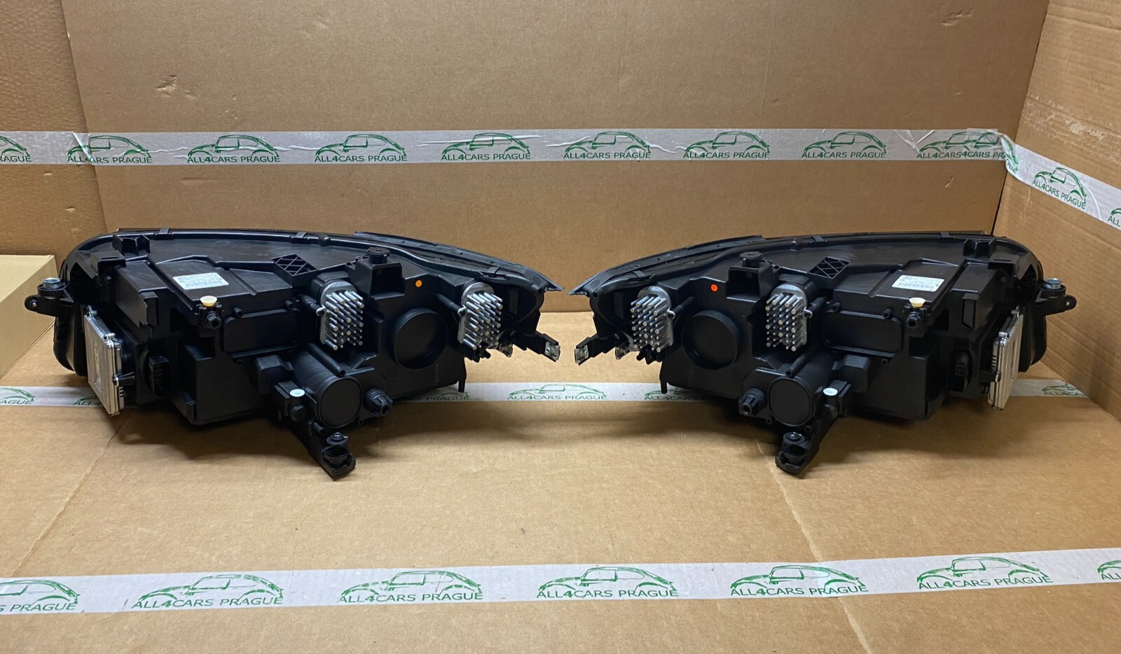 VW TIGUAN FRONTSCHEINWERFER SET L+R LED IQ LIGHT 5NB941081C 5NB941082C ORIG.NEU - Obrázek 10