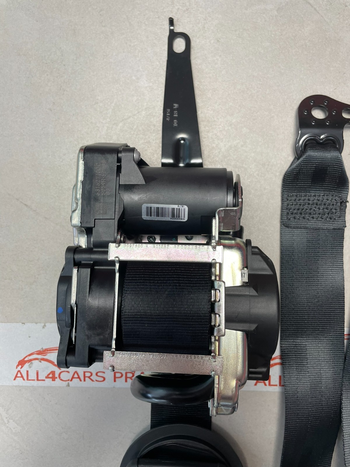 VW TIGUAN VW TIGUAN ALLSPACE 5NB857705C 5NB857706C SICHERHEITSGURTEN NEU ORIG.! - Obrázek 15