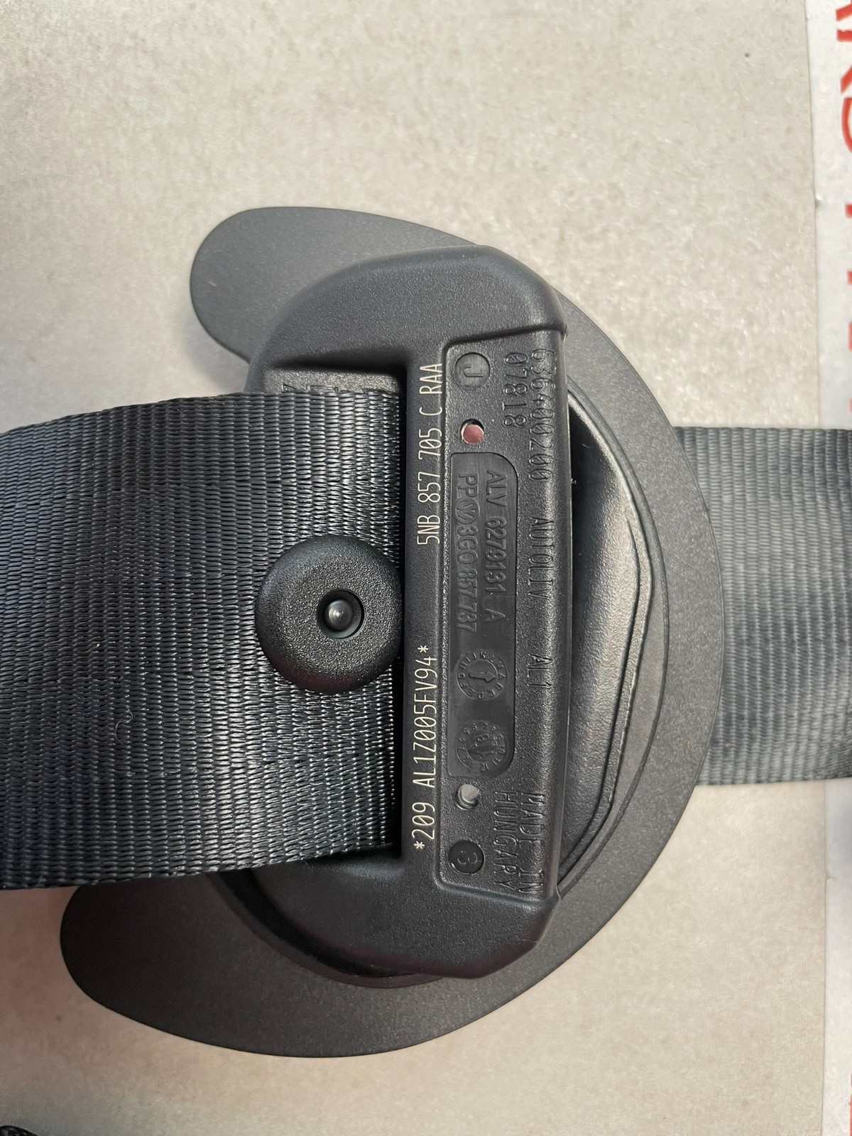 VW TIGUAN VW TIGUAN ALLSPACE 5NB857705C 5NB857706C SICHERHEITSGURTEN NEU ORIG.! - Obrázek 5