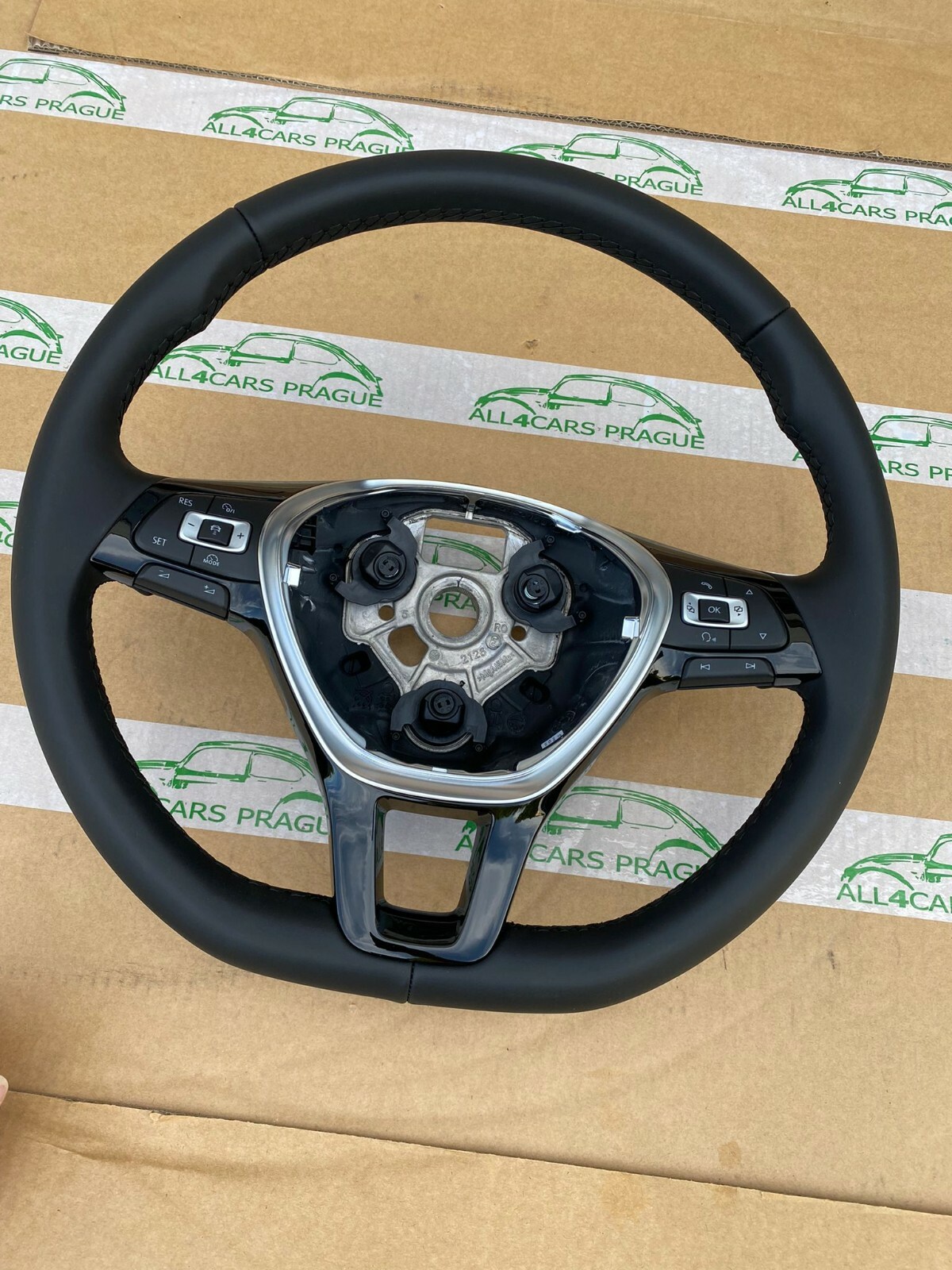 VW TIGUAN,TOURAN,T-ROC MULTIFUNKTIONSLENKRAD LEDER LENKRAD 5TA419091AD ORIG.NEU! - Obrázek 3