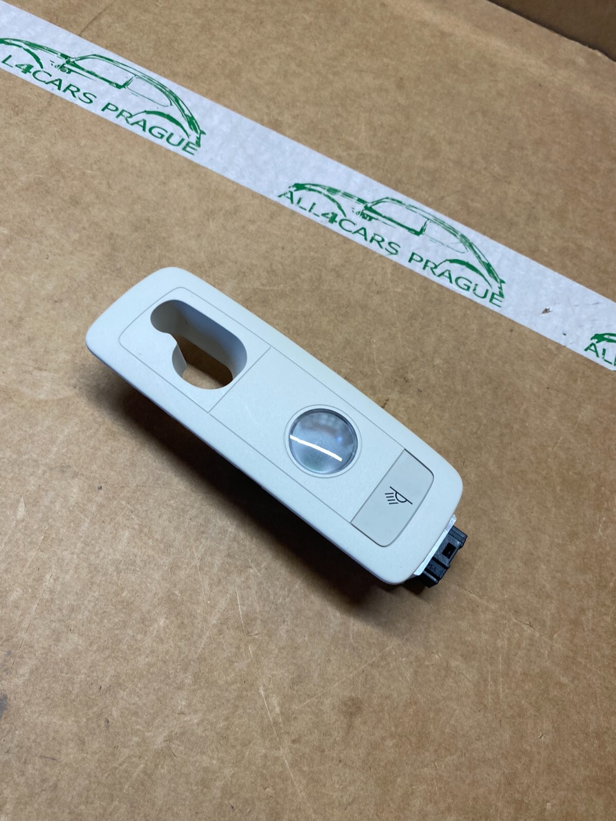 VW TOUAREG KABINENBELEUCHTUNG 7P6947292AB ORIGINAL NEU!!!! - Obrázek 3