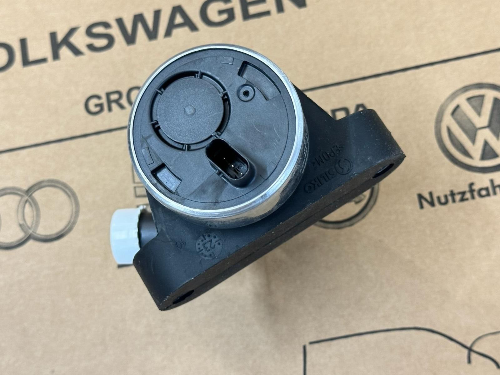 05L 965 567 A AUDI A4,A5,A6,A7,Q5 WASSERPUMPE ZUSATZ WASSERPUMPE 05L965567A NEU! - Obrázek 15