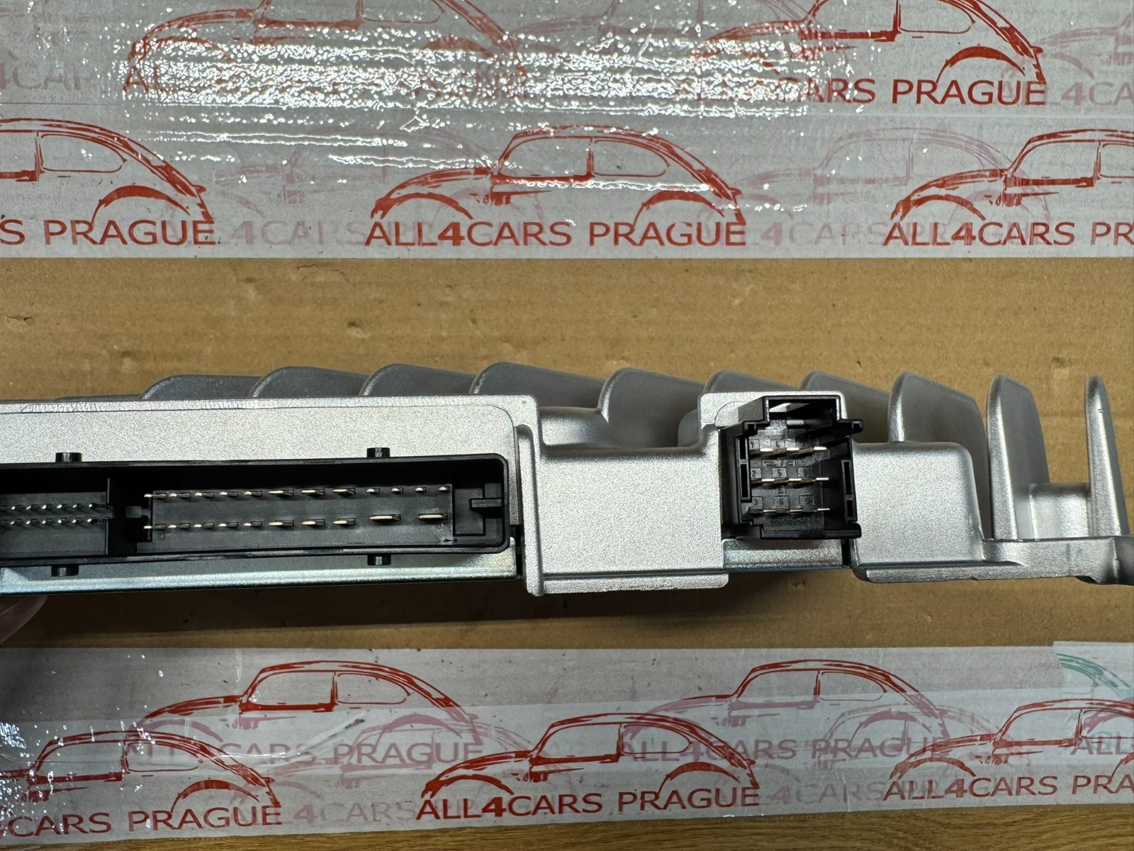 3G0035466J VW ŠKODA AUDIO VERSTÄRKER AUDIO AMPLIFIER 3G0035466J ORIG.NEU TEIL ! - Obrázek 15
