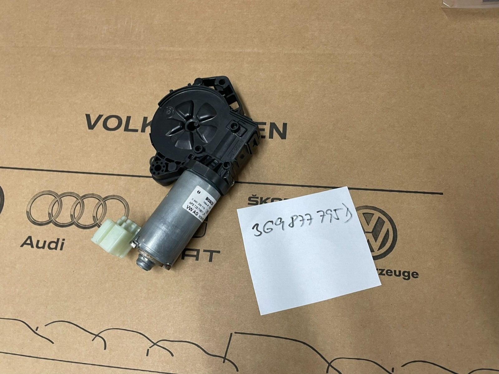 3G9877795D VOLKSWAGEN PASSAT B8 3G VORN SCHIEBEDACH MOTOR 3G9877795D Fast Neu... - Obrázek 18