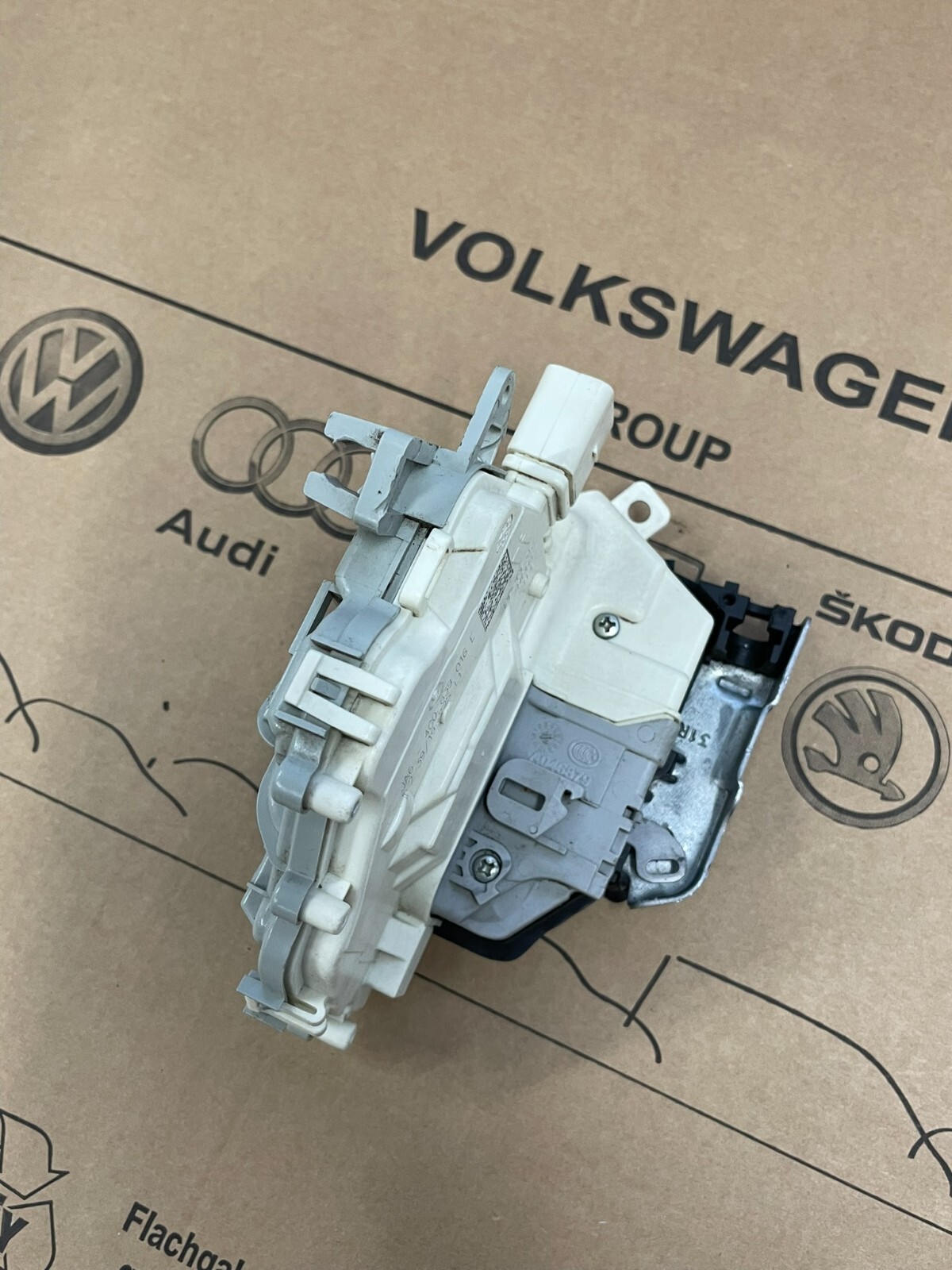 4G0839016E AUDI A6 A7 Q7.... VW TOUAREG TÜRSCHLOSS DOOR LOCK 4G0839016E Fast Neu - Obrázek 10