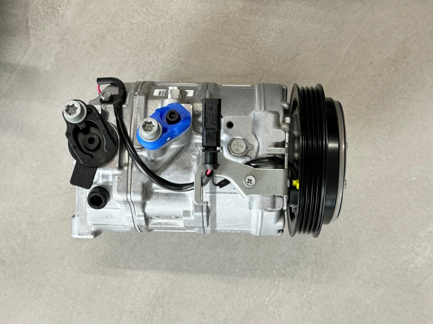 4N0816803 AUDI Q7, Q8, RSQ8 BENTLEY BENTAYGA KLIMAKOMPRESSOR 4N0816803 ORIG. NEU - Obrázek 4