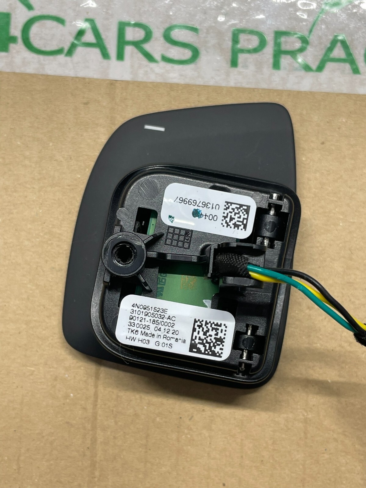 4N0951523E AUDI LENKRAD SCHALTWIPPEN - SCHALT PADELS 4N0951523E LINKS MINUS ORIG