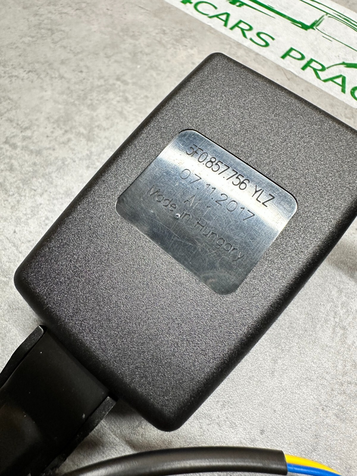 5F0857756 SEAT LEON GURTSCHLOSS VORNE RECHTS 5F0857756 5F0857756YLZ ORIG.NEU - Obrázek 4