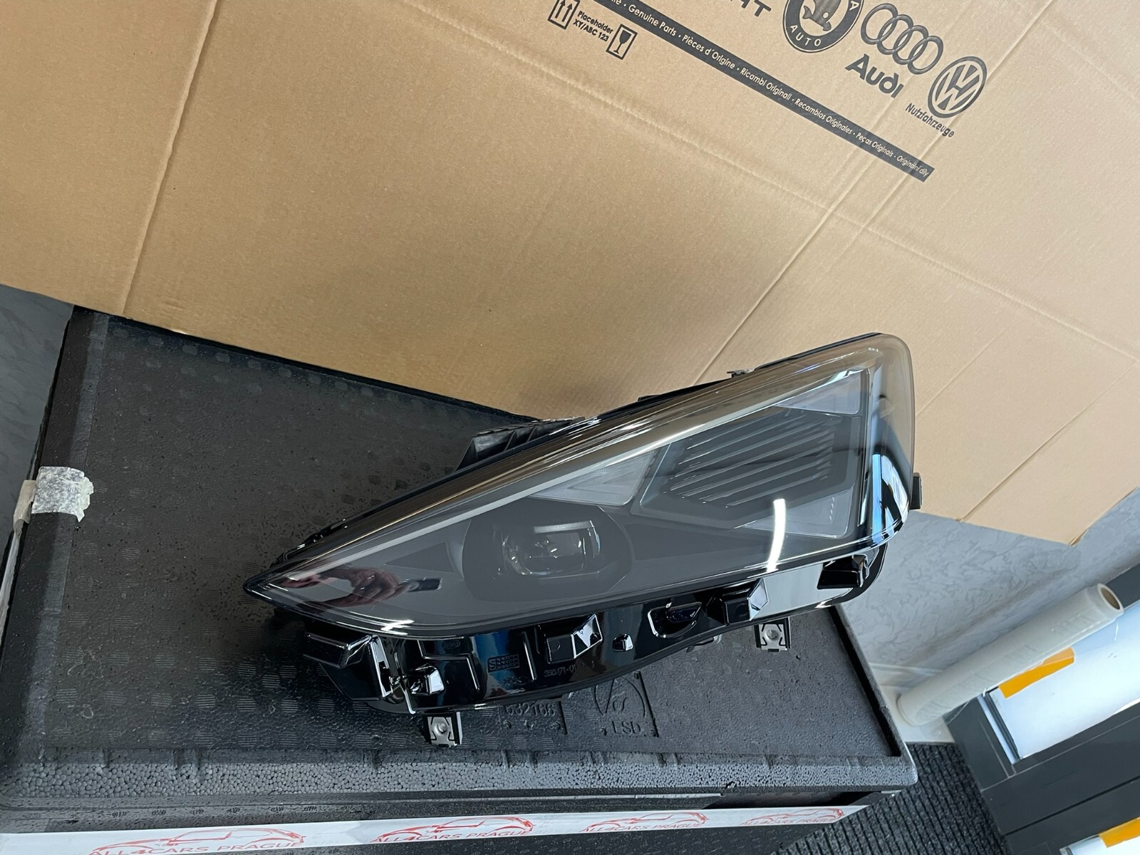 5FG941007J CUPRA FORMENTOR FRONT SCHEINWERFER LED LINKS 5FG941007J ORIG.NEU ! - Obrázek 7