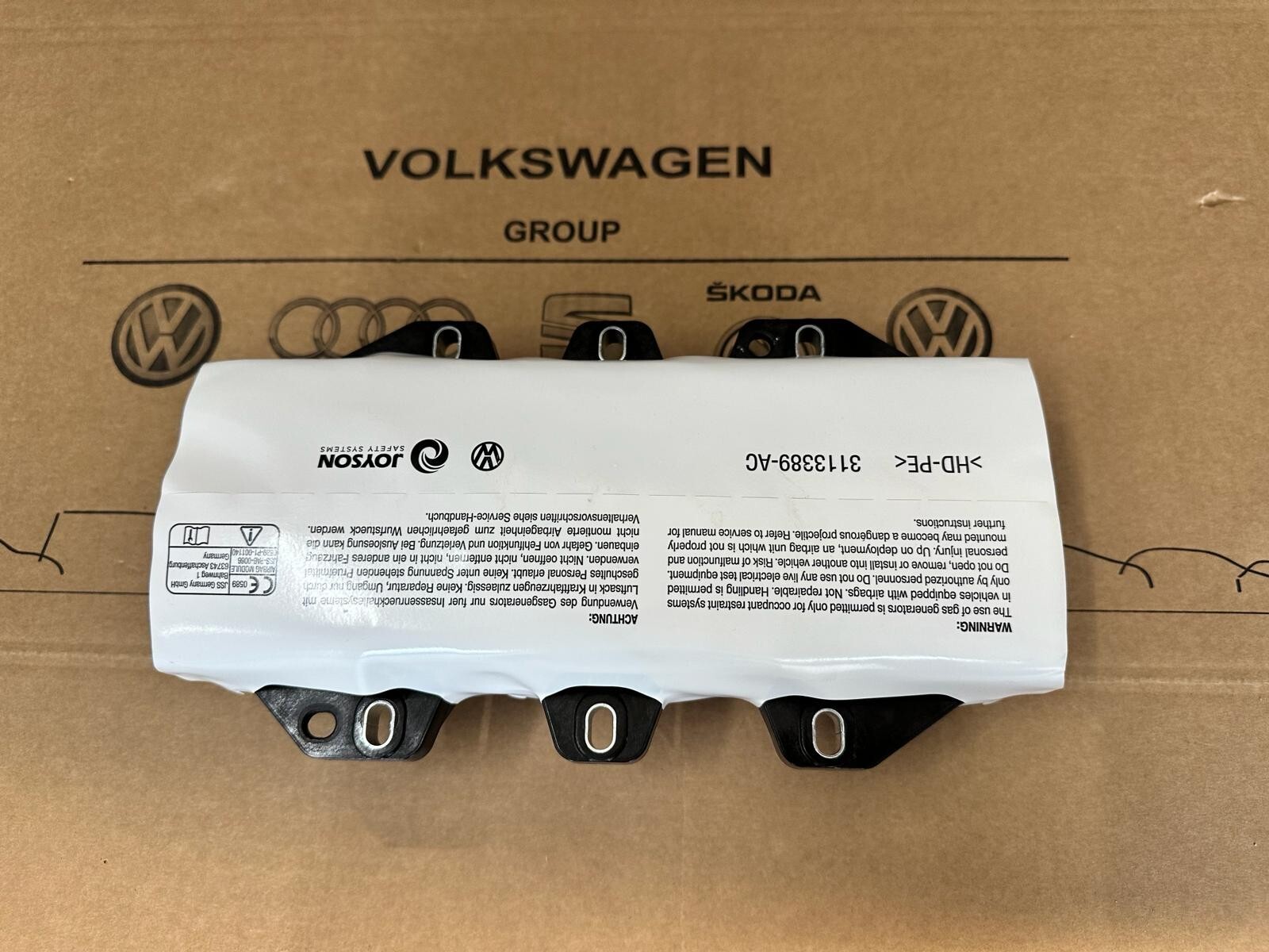 AIRBAG VOLKSWAGEN ID.4 - ID.5 ARMATURENBRETT AIRBAG DASHBOARD AIRBAG 11A880204D