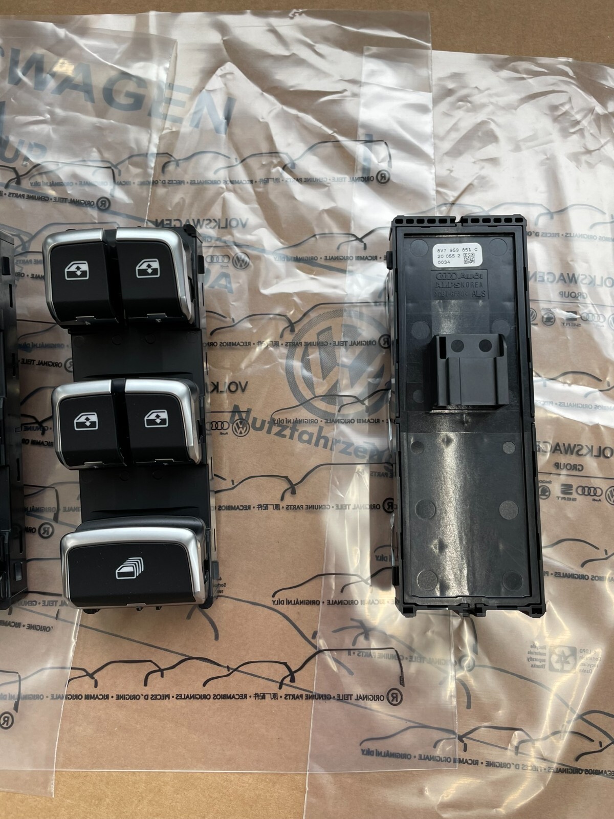 AUDI A3 CABRIOLET SCHALTER FÜR ELEKTRISCHEN FENSTERHEBER 8V7959851C ORIG.NEU!! - Obrázek 9