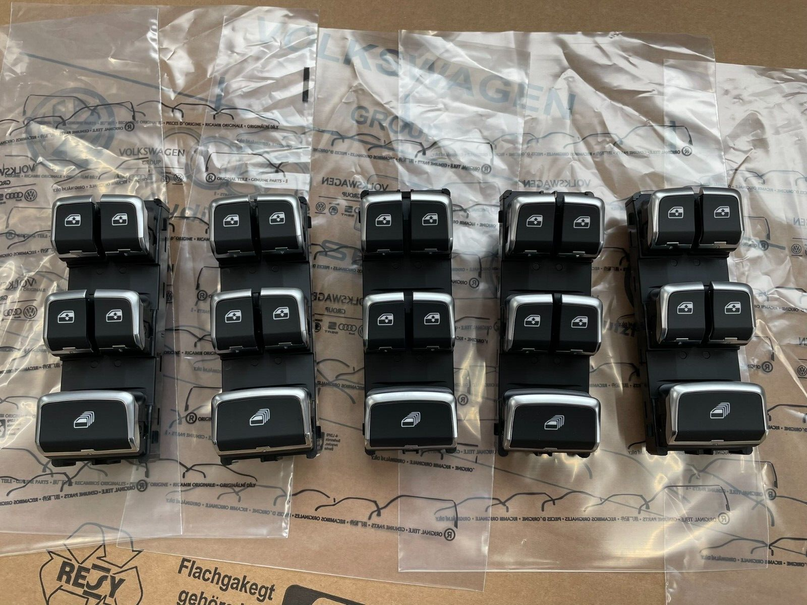 AUDI A3 CABRIOLET SCHALTER FÜR ELEKTRISCHEN FENSTERHEBER 8V7959851C ORIG.NEU!!