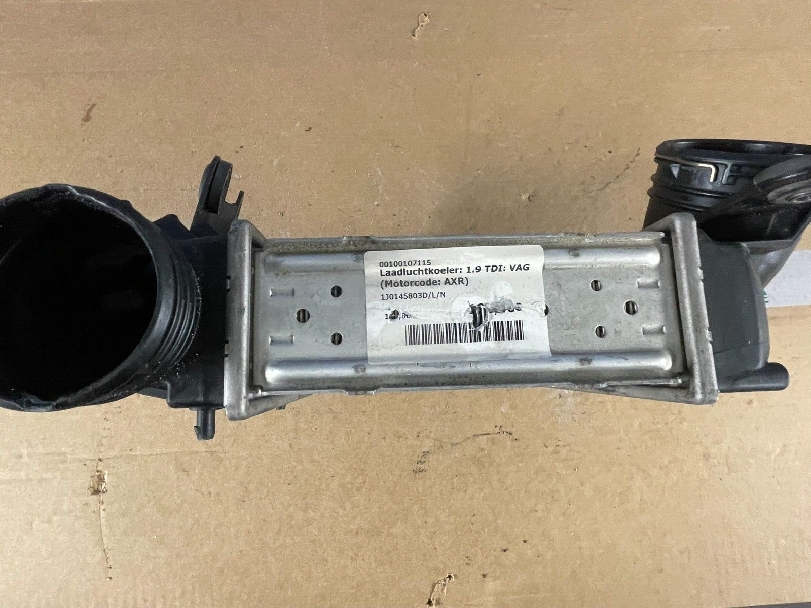 AUDI A3 VW GOLF BORA LADELUFTKÜHLER 1J0145803D = 1J0145803L = 1J0145803N TESTCAR - Obrázek 14