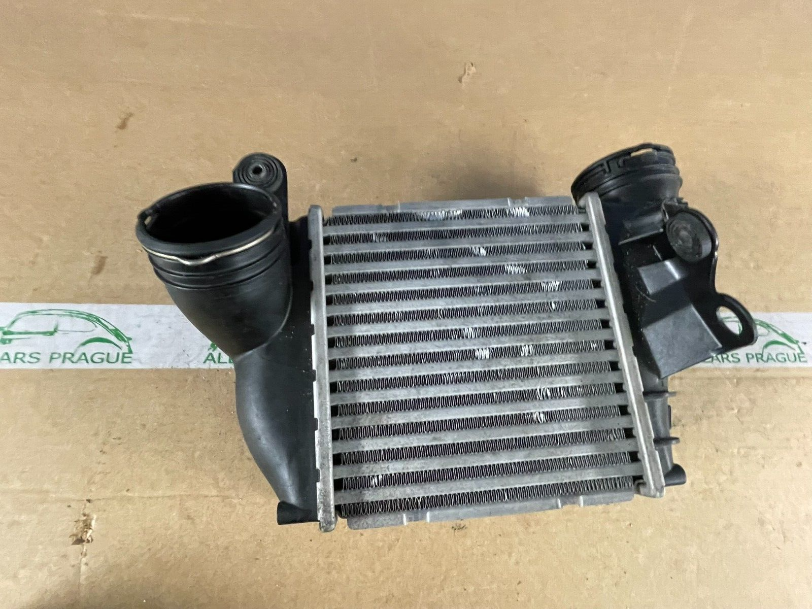 AUDI A3 VW GOLF BORA LADELUFTKÜHLER 1J0145803D = 1J0145803L = 1J0145803N TESTCAR - Obrázek 8