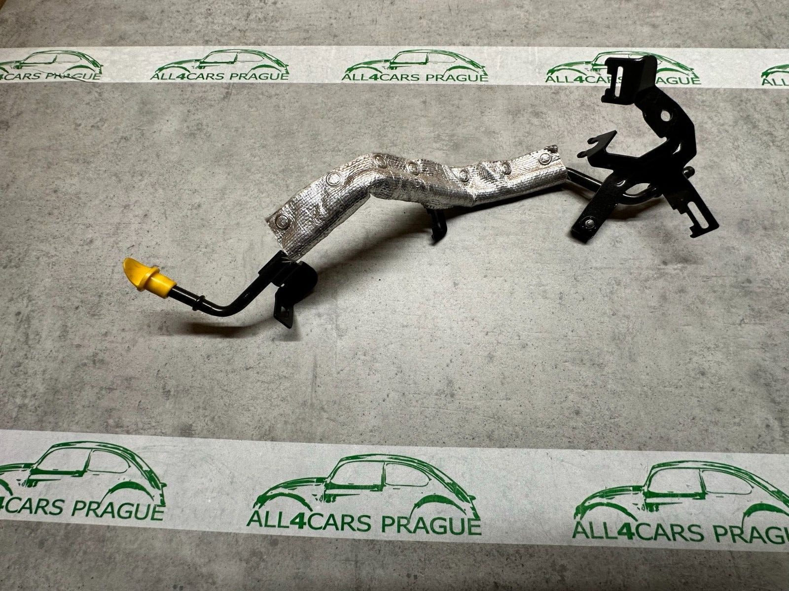 AUDI A3, VW GOLF, SKODA OCTAVIA, SEAT LEON KÜHLMITTELROHR 04L121070D