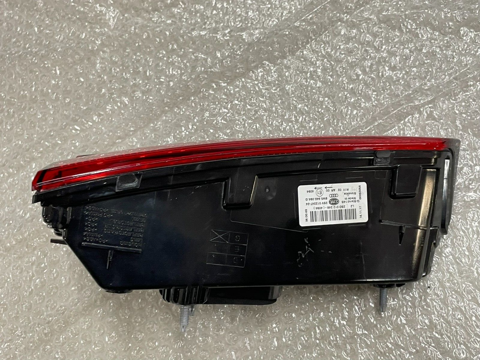 AUDI A4 LED HECKLEUCHTE HECKLAMPE RECHTS 8W5945094G DEM VOM TEST WAGEN ORIGINAL - Obrázek 11