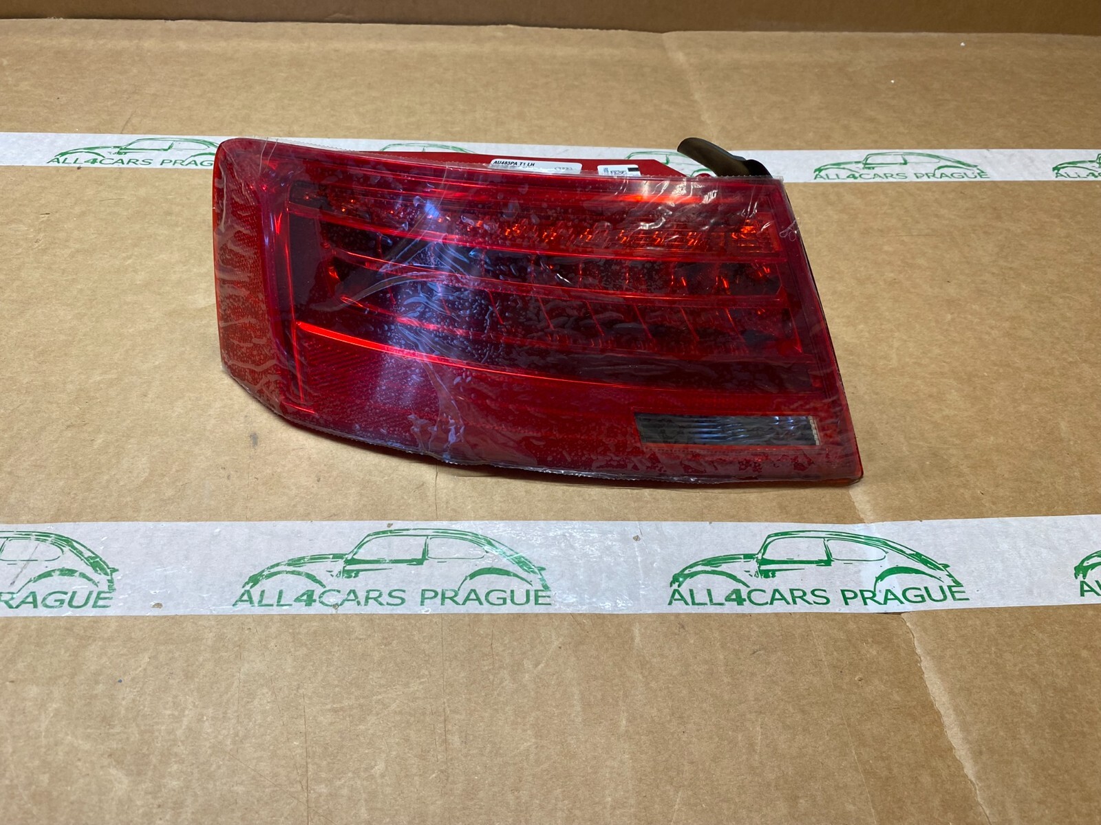 AUDI A5 8T3 HINTEN LINKS AUßEN LED RÜCKLICHT 8T8945095F ORIGINAL NEU!!!