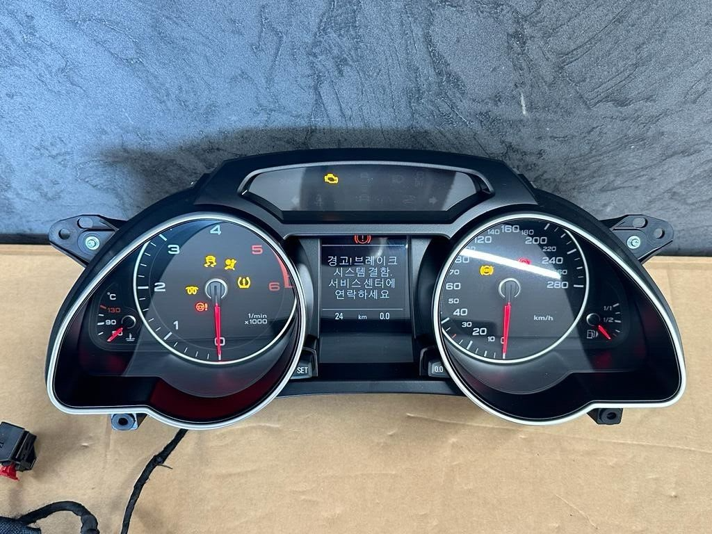 AUDI A5/S5 TACHO KOMBIINSTRUMENT 8T0920932N DEMONT VOM TEST CAR-STAND NUR 24 KM - Obrázek 3