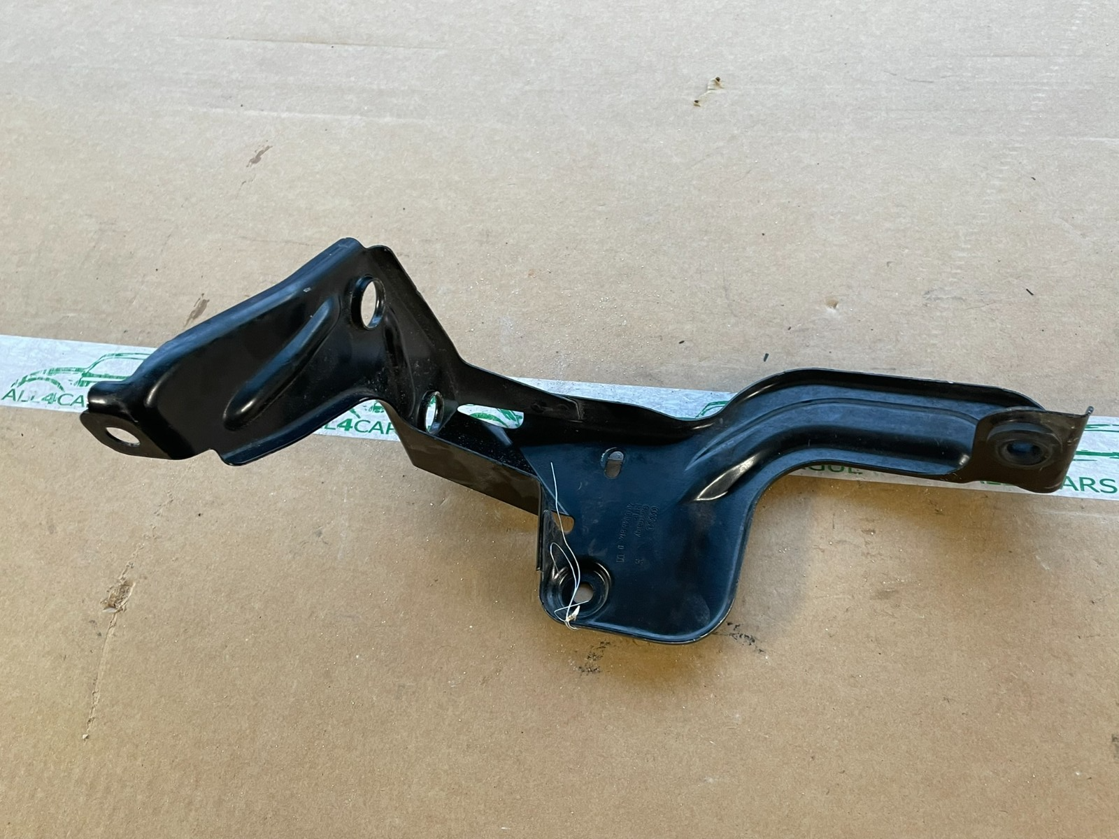 AUDI A6 3.0 TDI HALTER LADELUFTKÜHLER VORNE RECHTS 4F0145814G ORIGINAL AUDI TEIL - Obrázek 11