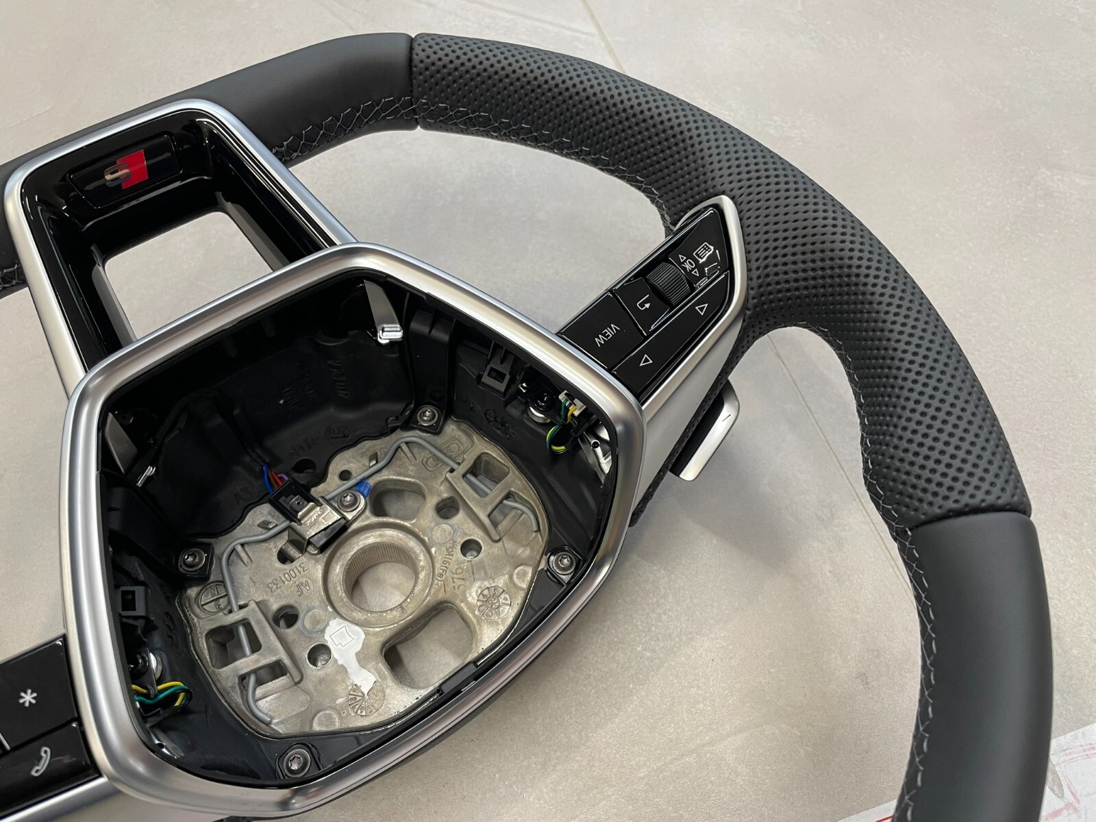 AUDI A6 S6 A7 S7 C8 4K AUDI S SPORT LEDER LENKRAD ABGEFLACHT GELOCHT ORIG.NEU - Obrázek 11