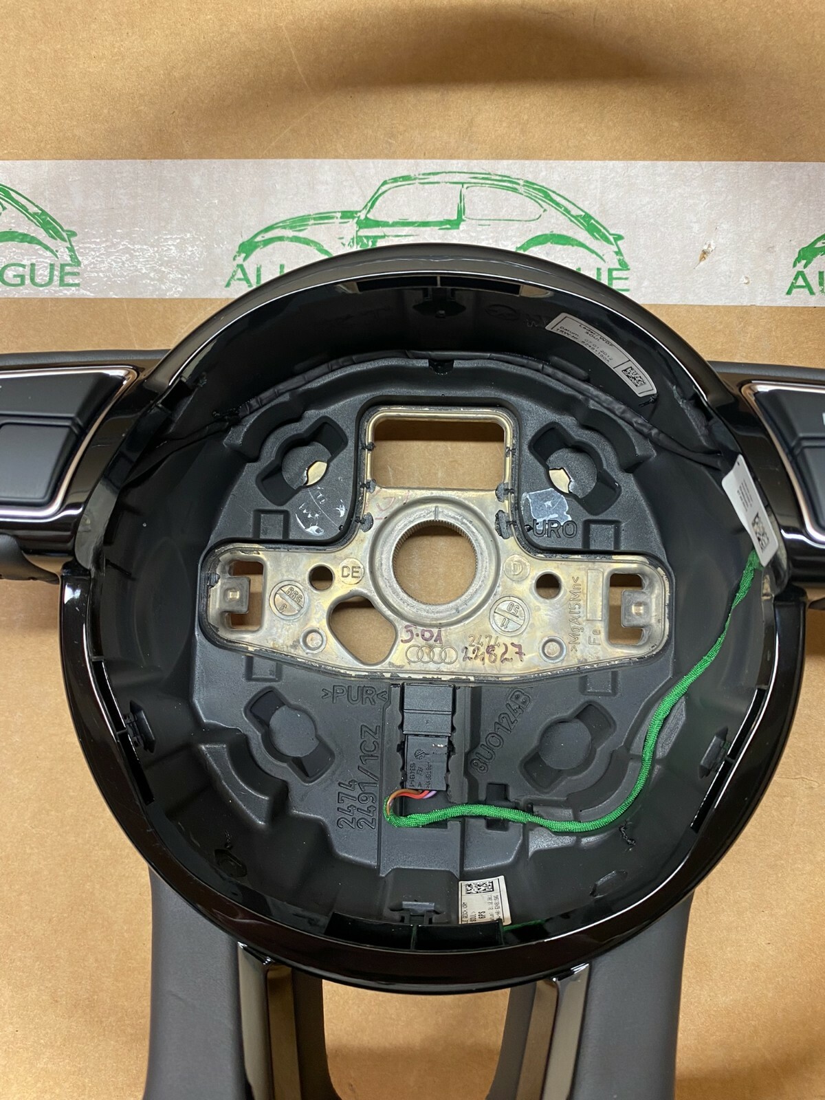 AUDI LEDER SCHWARZ LENKRAD MULTIFUNKTION FÜR AUDI A3,A4,A5,Q5 8U0124B ORIG. - Obrázek 5